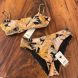 Billabong Bikini Top + Bottom Wave Tribe NWT